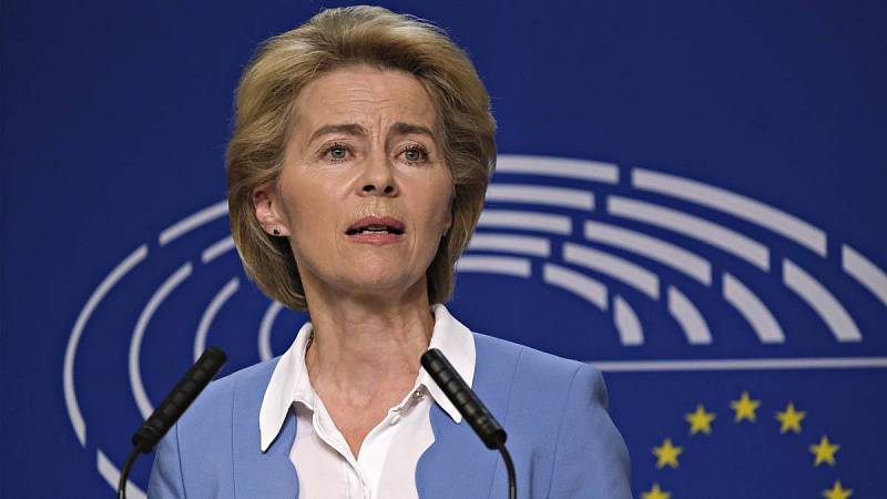Na hradě se k příležitosti vstupu Česka do Evropské unie objevila i předsedkyně Evropské komise Ursula von der Leyen