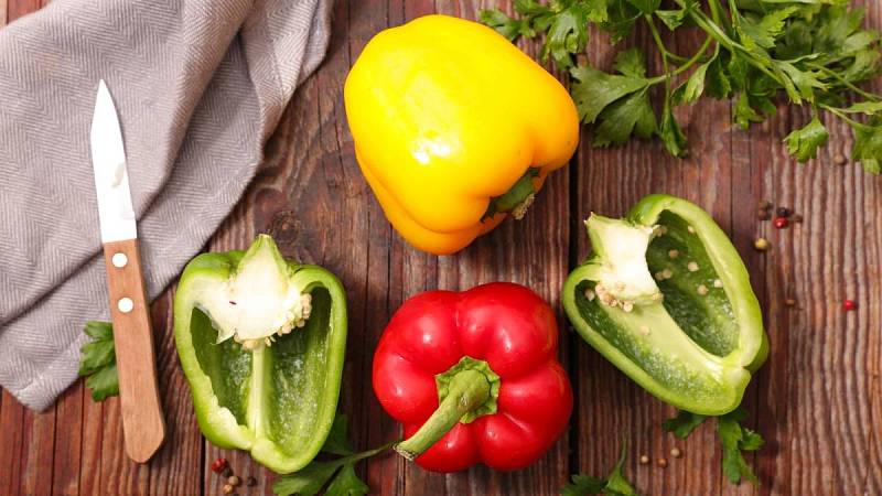 Syrová paprika vám dodá potřebnou dávku vitamínu C.